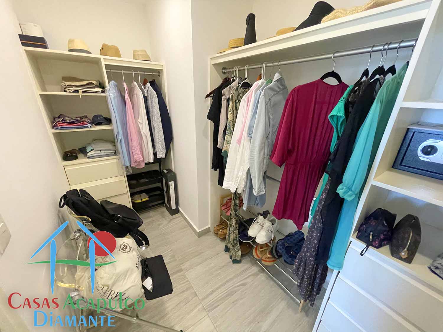 Maralago C 202 - Recámara principal antes de Otis 9